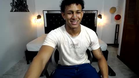 Snapshot of naughty_sebas_ chatting on 02/14/25, 11:31 SEBAS online show from 02/14/25, 11:31