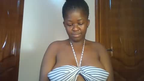 Snapshot of naughty_sluttygal chatting on 09/20/25, 10:11 Lydiah online show from 09/20/25, 10:11