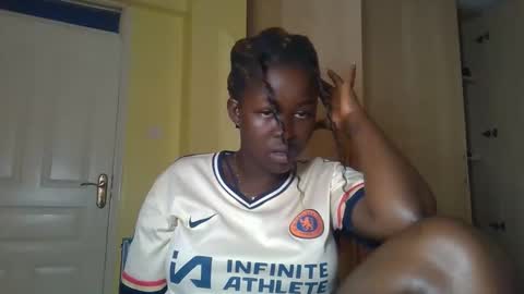 Snapshot of naughty_sluttygal chatting on 10/05/25, 03:49 Lydiah online show from 10/05/25, 03:49