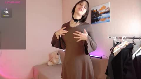 Snapshot of naughty_sparkle chatting on 02/19/26, 11:34 Alexa online show from 02/19/26, 11:34