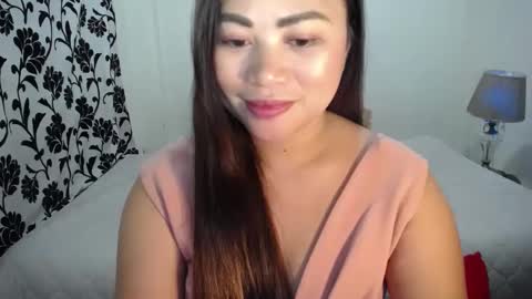 Snapshot of naughtyandsweetx chatting on 01/20/25, 08:09 May online show from 01/20/25, 08:09