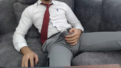 naughty pervert masterboy online show from 09/19/25, 09:00