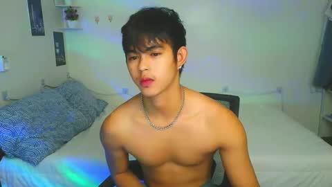 Snapshot of naughtyboylouie chatting on 10/13/25, 10:15 Loue online show from 10/13/25, 10:15