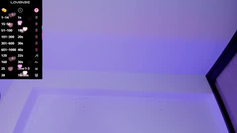      online show from 11/17/25, 01:00