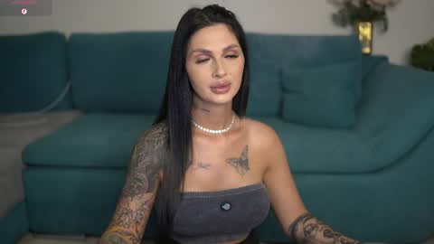 Snapshot of naughtycleo chatting on 07/09/26, 03:10 cleo online show from 07/09/26, 03:10