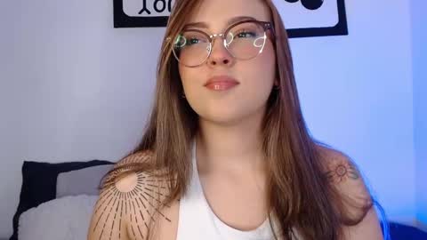 LANAindependent model online show from 09/24/25, 06:17