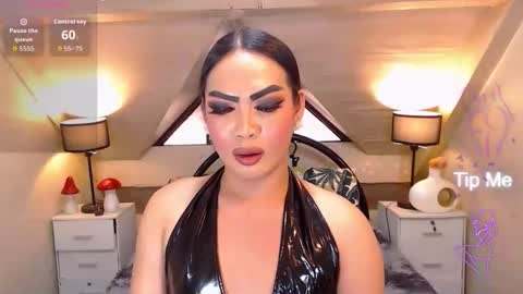 Snapshot of naughtyfridah chatting on 06/08/26, 01:39 naughtyfridah online show from 06/08/26, 01:39