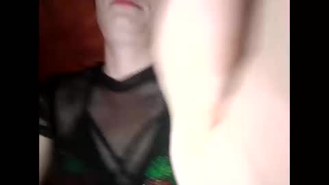 Snapshot of naughtygirl_kel chatting on 01/06/25, 08:14 naughtygirl_kel online show from 01/06/25, 08:14