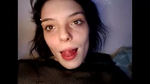 Snapshot of naughtygirl_kel chatting on 01/09/25, 06:27 naughtygirl_kel online show from 01/09/25, 06:27