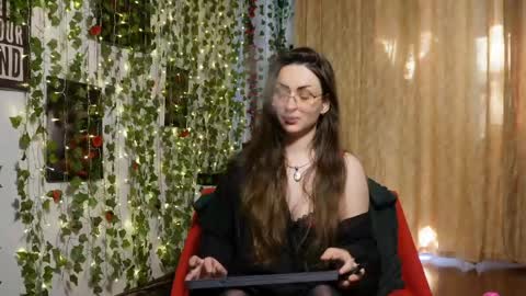 Snapshot of naughtyhomemade17 chatting on 05/16/26, 05:59 Mya Alexya online show from 05/16/26, 05:59