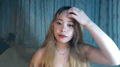 Snapshot of naughtyhotsexyjean chatting on 05/18/26, 09:37 miss jean online show from 05/18/26, 09:37