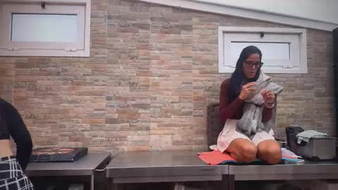 ANDREA STEPH  MIKE online show from 11/07/25, 10:04