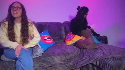 ANDREA STEPH  MIKE online show from 11/15/25, 10:56