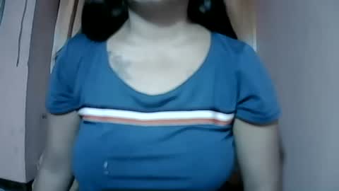 Snapshot of naughtymom_33 chatting on 09/08/25, 07:46 naughtymom_33 online show from 09/08/25, 07:46