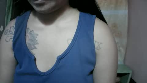 Snapshot of naughtymom_33 chatting on 11/07/25, 11:38 naughtymom_33 online show from 11/07/25, 11:38