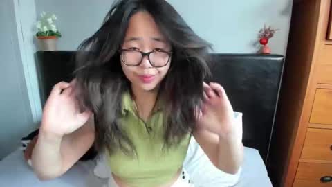 Gigi Chu  online show from 03/23/26, 07:34