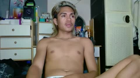 naughtyperfectasian4u online show from 03/22/26, 09:29