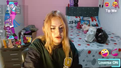 naughtyplayass online show from 12/23/24, 06:27