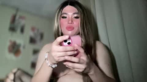 Snapshot of naughtyrosecum chatting on 02/27/25, 07:44 Rose Wilson online show from 02/27/25, 07:44