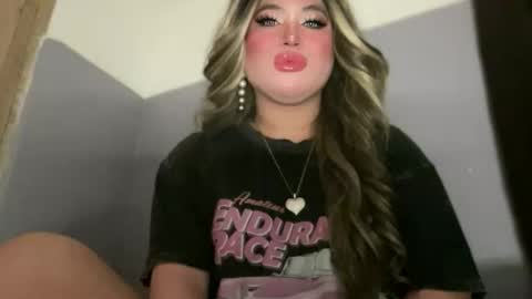 Snapshot of naughtyrosecum chatting on 10/17/25, 10:51 Rose Wilson online show from 10/17/25, 10:51