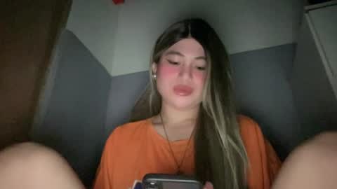 Snapshot of naughtyrosecum chatting on 08/01/26, 02:49 Rose Wilson online show from 08/01/26, 02:49