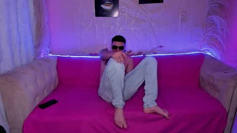 ambar jhonf and matt online show from 09/28/25, 04:51