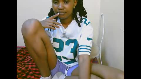 Snapshot of naughtysammur25 chatting on 11/09/25, 07:34 naughtyqueen online show from 11/09/25, 07:34