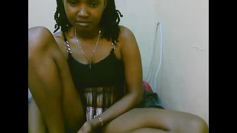 Snapshot of naughtysammur25 chatting on 11/13/25, 11:03 naughtyqueen online show from 11/13/25, 11:03