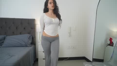 Snapshot of naughtysammx chatting on 06/24/26, 03:33 Naughty Samm online show from 06/24/26, 03:33
