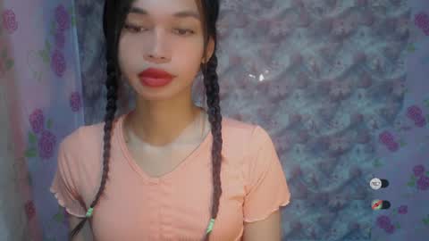 Snapshot of naughtysunshinepinay chatting on 07/12/26, 11:18 Celine online show from 07/12/26, 11:18