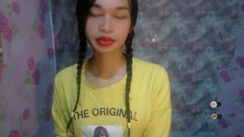 Snapshot of naughtysunshinepinay chatting on 07/14/26, 06:24 Celine online show from 07/14/26, 06:24