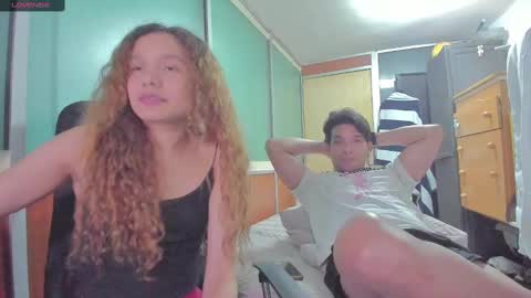 Snapshot of naugthtycurls chatting on 02/27/25, 08:53 Arantxa online show from 02/27/25, 08:53