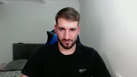 Snapshot of naugthy18boy chatting on 01/04/25, 08:48 Nico online show from 01/04/25, 08:48