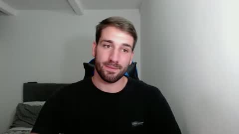 Snapshot of naugthy18boy chatting on 01/20/25, 08:29 Nico online show from 01/20/25, 08:29