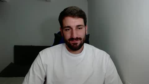 Snapshot of naugthy18boy chatting on 01/30/25, 08:21 Nico online show from 01/30/25, 08:21