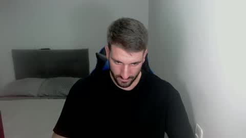 Snapshot of naugthy18boy chatting on 02/14/25, 01:40 Nico online show from 02/14/25, 01:40