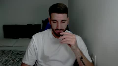 Snapshot of naugthy18boy chatting on 02/25/25, 02:11 Nico online show from 02/25/25, 02:11