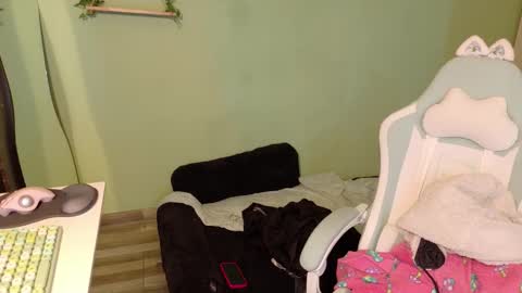 Snapshot of naugthy_muse chatting on 01/12/26, 08:19 sabrina online show from 01/12/26, 08:19