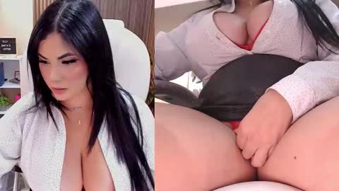 Snapshot of naugthyelli chatting on 02/19/26, 07:32 online show from 02/19/26, 07:32