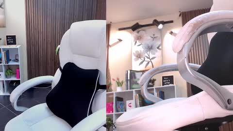 Snapshot of naugthyelli chatting on 02/23/26, 07:55 online show from 02/23/26, 07:55