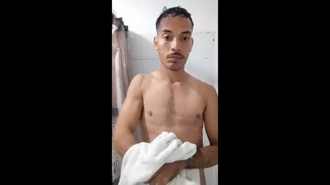 Snapshot of navysnow02 chatting on 12/20/25, 03:46 Navy Snow online show from 12/20/25, 03:46