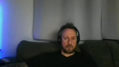 Snapshot of nawtydom1977 chatting on 01/04/25, 03:18 nawtydom1977 online show from 01/04/25, 03:18