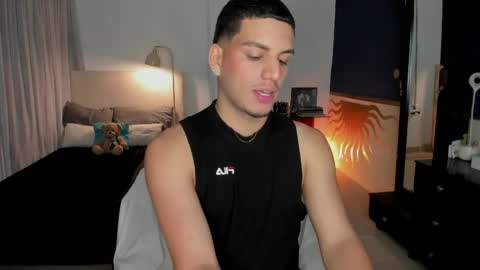 Snapshot of naxtan_ chatting on 06/03/26, 01:08 Jhonatan online show from 06/03/26, 01:08