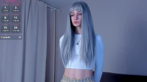 Kira online show from 04/08/26, 07:25