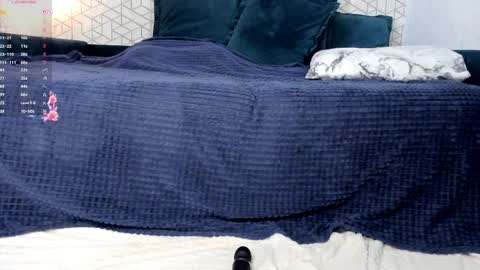 nayalina online show from 04/11/26, 07:45