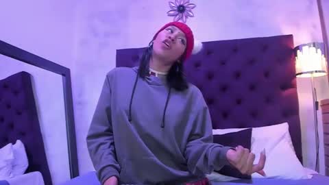 nayara_macherano online show from 02/20/25, 12:15