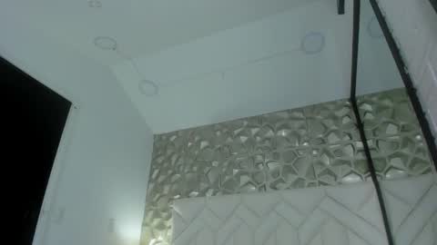 nayara_macherano online show from 10/30/25, 11:16