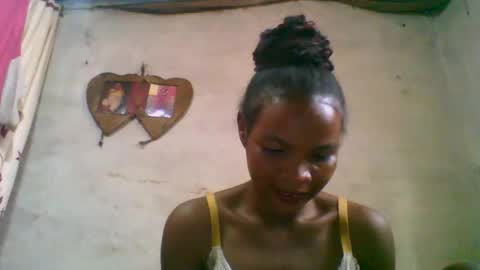 Nayla online show from 02/10/26, 05:11