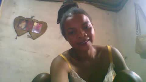 Nayla online show from 02/11/26, 07:13