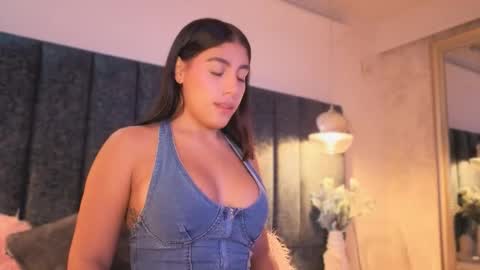 Juli  online show from 11/22/25, 11:20